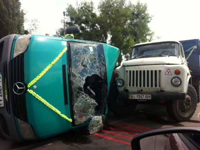 ДТП на Полтавщине: 6 пострадавших находятся в больницах ДТП на Полтавщине: 6 пострадавших находятся в больницах