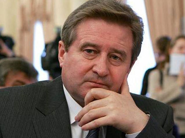 Екс-міністр: Усі політики, які досі у нас керували, були нездарами Екс-міністр: Усі політики, які досі у нас керували, були нездарами