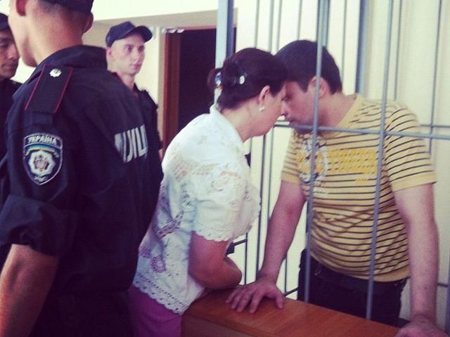 Активіста засудили до 5 років за вимагання хабара в сина Януковича Активіста засудили до 5 років за вимагання хабара в сина Януковича