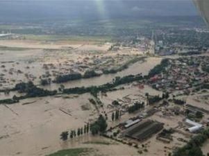 Постраждалим від повені на Кубані видали більше тисячі паспортів Постраждалим від повені на Кубані видали більше тисячі паспортів