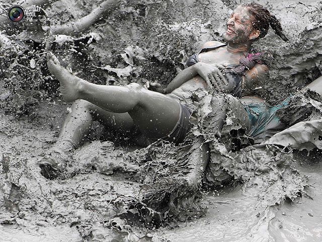 Фестиваль грязи в Южной Корее. Фестиваль грязи в Южной Корее.