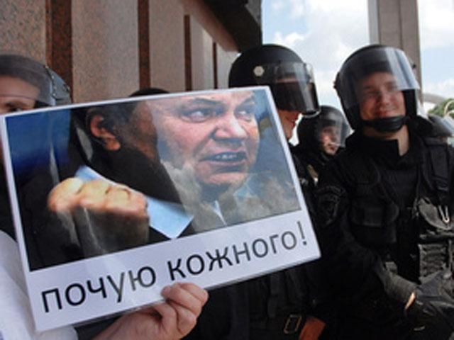 Хмельницкие власти призывают Януковича решить "языковой" вопрос
