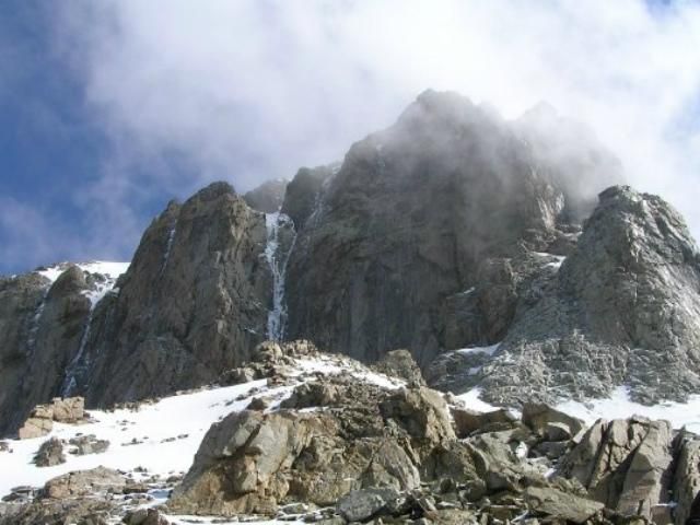 Двоє українських альпіністів у Грузії зірвалися у прірву