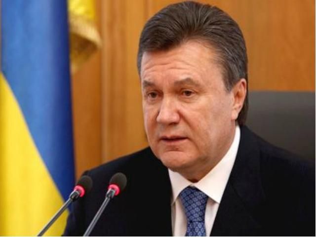 Янукович: Власть должна сделать все, чтобы защитить СМИ