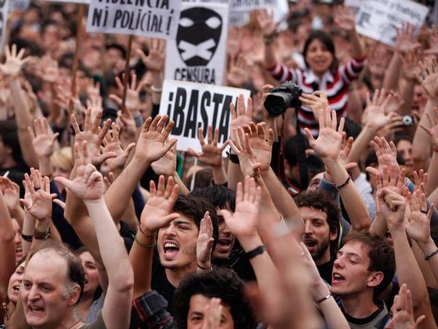 Испанию захлестнула волна массовых протестов