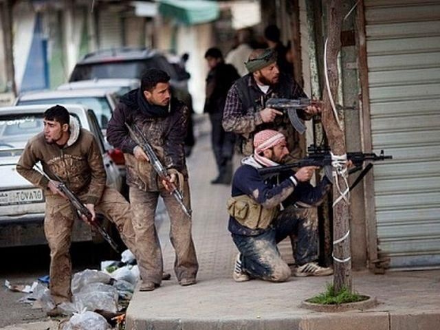 В Дамаске продолжаются бои В Дамаске продолжаются бои