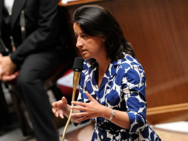 Французького міністра освистали через сукню (Відео) Французького міністра освистали через сукню (Відео)