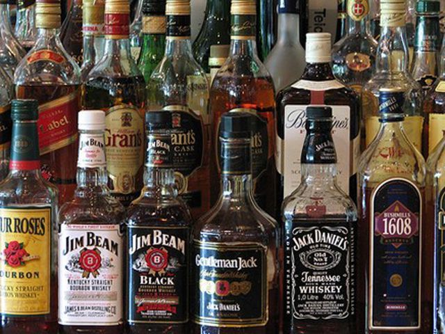 В России ввели запрет на рекламу алкоголя в интернете
