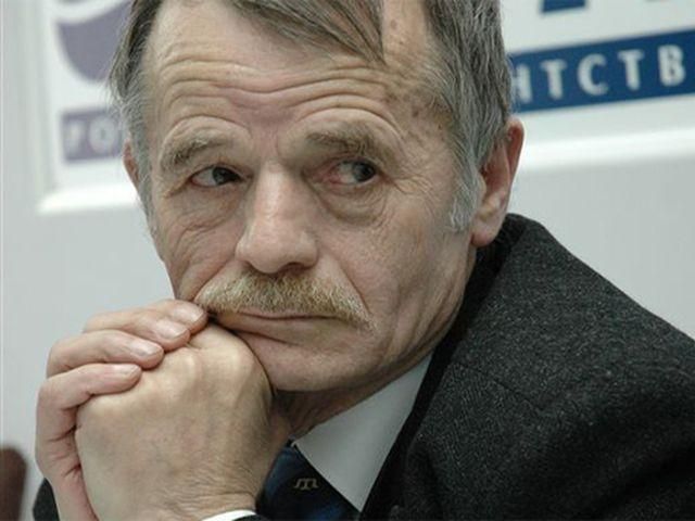 Джемилев попросил об отставке Джемилев попросил об отставке