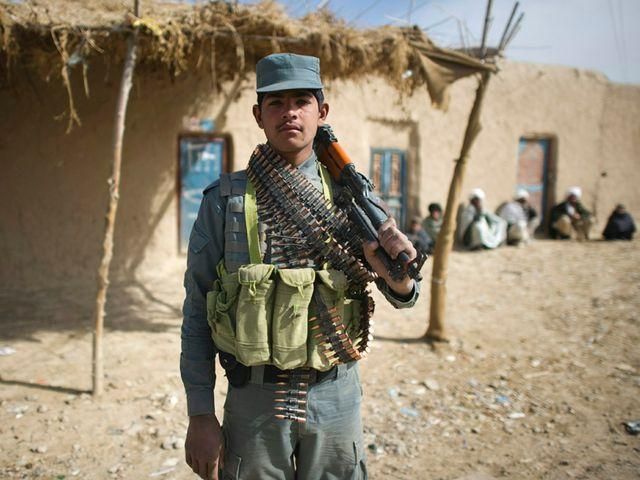 Афганський поліцейський застрелив трьох іноземних радників