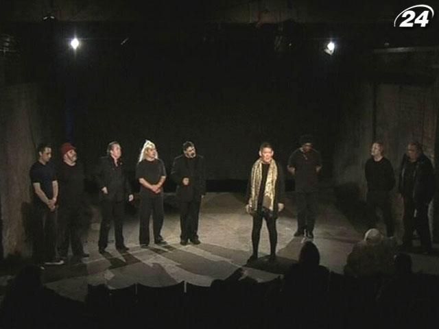 Колишні військові долають душевні травми за допомогою гри в театрі Колишні військові долають душевні травми за допомогою гри в театрі