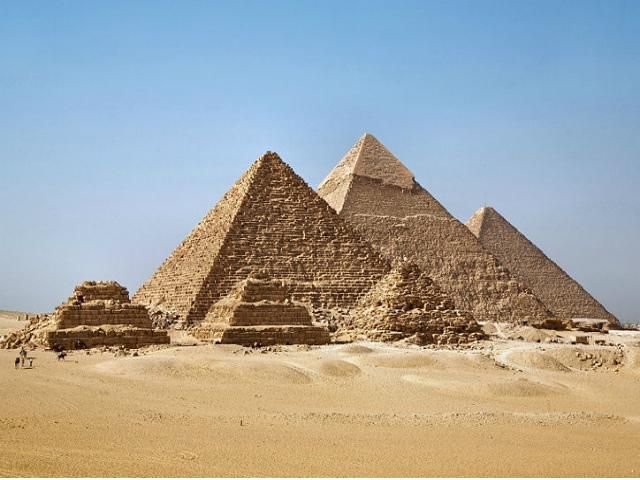В Єгипті запропонували зруйнувати піраміди 