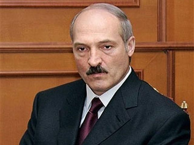 Лукашенко працевлаштовуватиме безініціативних депутатів