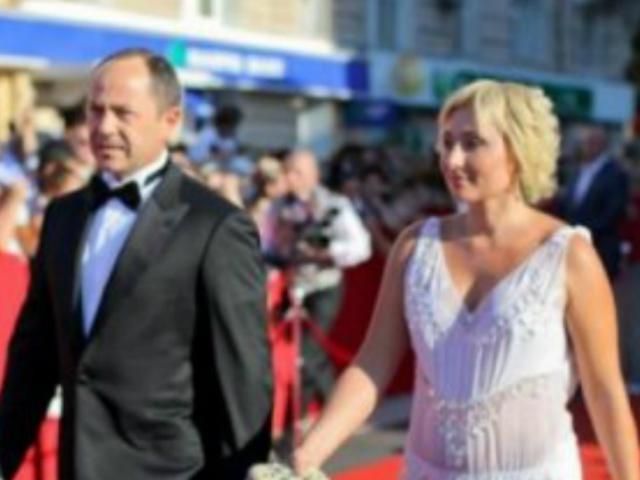 Дочь Тигипко вышла замуж за британца, старшего на 14 лет Дочь Тигипко вышла замуж за британца, старшего на 14 лет