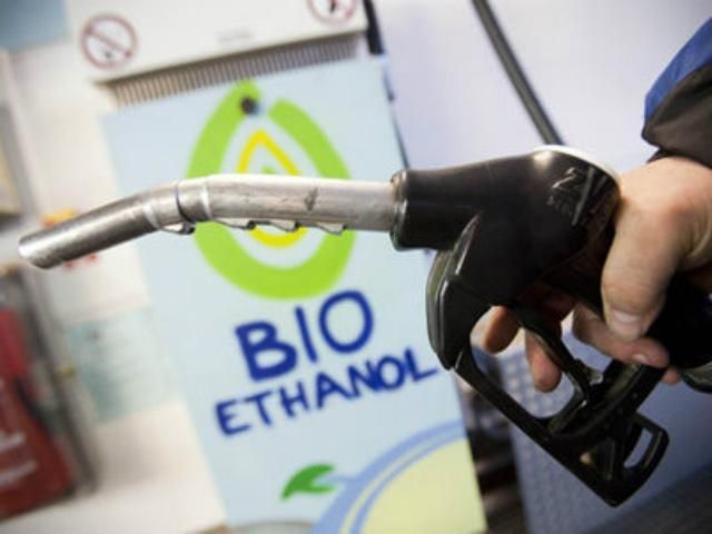 В Узбекистане начали производить экологически чистое топливо В Узбекистане начали производить экологически чистое топливо