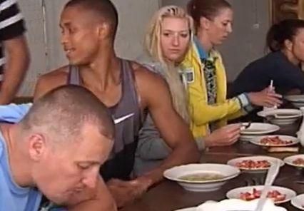 Чиновники: Олимпийцы на нищенской базе только разминаются Чиновники: Олимпийцы на нищенской базе только разминаются