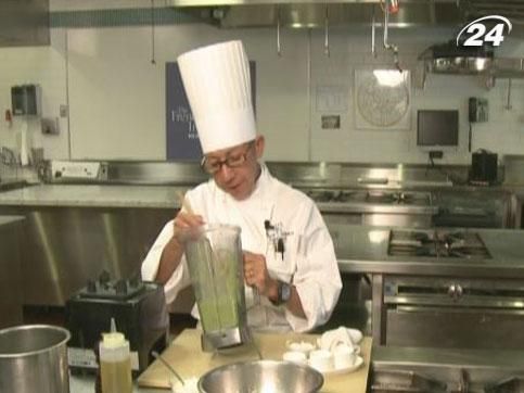 Гороховий суп із м’ятою - саме те, що треба у гарячий літній день Гороховий суп із м’ятою - саме те, що треба у гарячий літній день