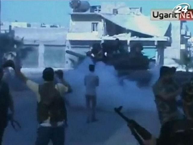 Из-за восстания из Сирии вернулось 62 украинца Из-за восстания из Сирии вернулось 62 украинца