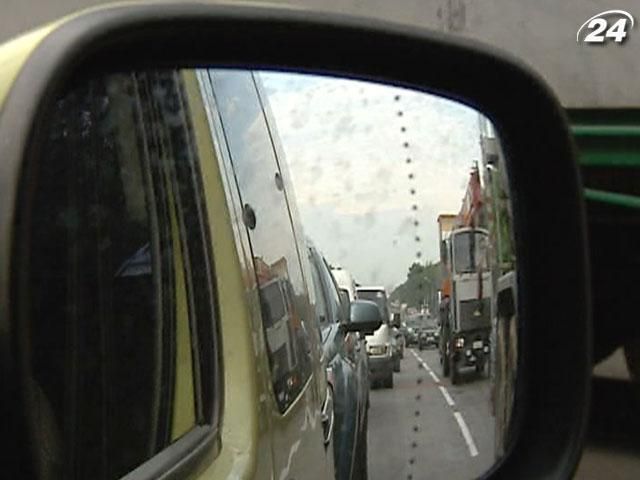 Укртрансінспекція контролюватиме комерційний транспорт ще прискіпливіше Укртрансінспекція контролюватиме комерційний транспорт ще прискіпливіше