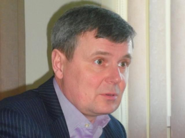 Оппозиция: Регионалы хотят второй раз протянуть языковой законопроект Оппозиция: Регионалы хотят второй раз протянуть языковой законопроект