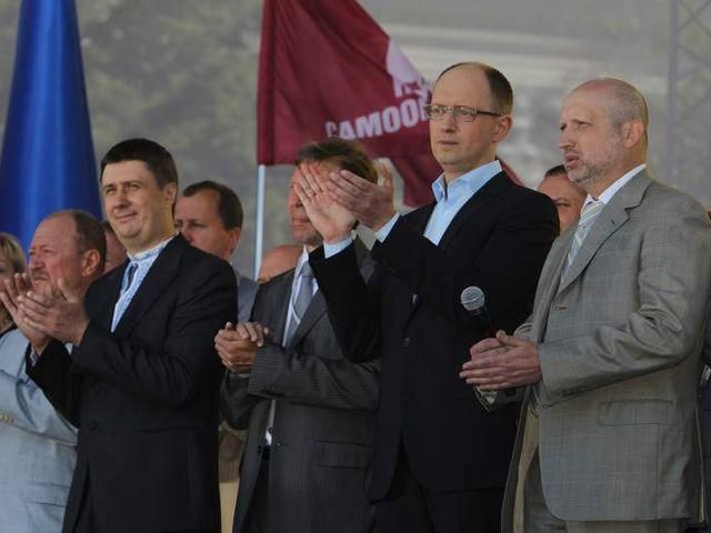 УНІАН: Об'єднана опозиція хоче перенести з'їзд УНІАН: Об'єднана опозиція хоче перенести з'їзд