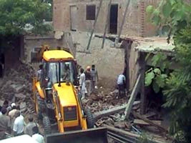 Обвал даху в індійській школі: загинуло 6 дітей