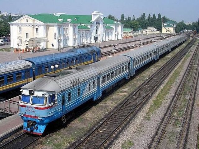 Міліція затримала "заміновувача", через якого евакуювали 800 пасажирів потягу Міліція затримала "заміновувача", через якого евакуювали 800 пасажирів потягу