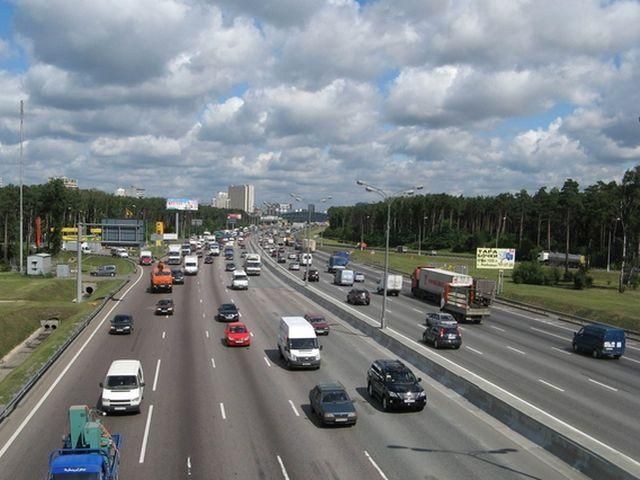 ДТП в Москві: п'яний водій збив 6 нетверезих пішоходів ДТП в Москві: п'яний водій збив 6 нетверезих пішоходів