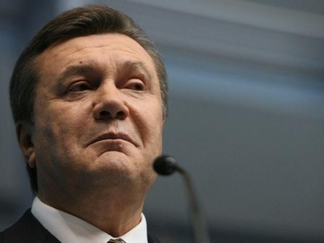 Янукович привітав українських моряків з Днем флоту