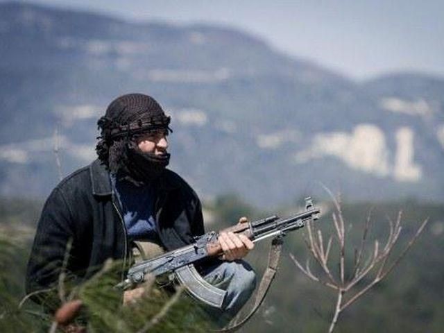 Сирійська опозиція вимагає більше зброї Сирійська опозиція вимагає більше зброї