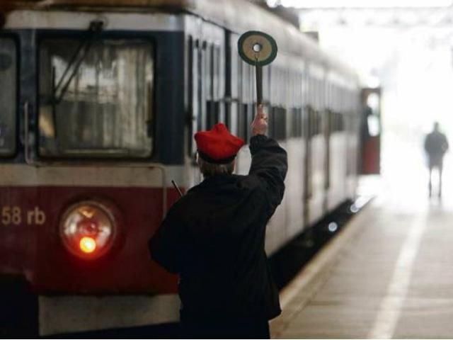 В Польше поезд протаранил автобус: 8 человек погибли