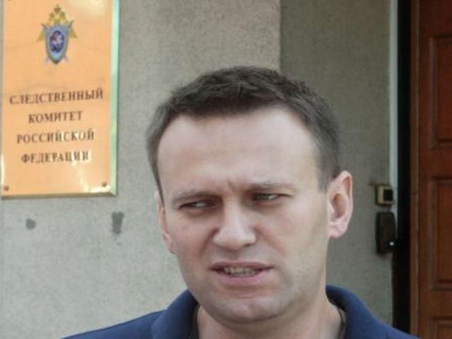 Оппозиционному лидеру Алексею Навальному "светит" 10 лет за решеткой