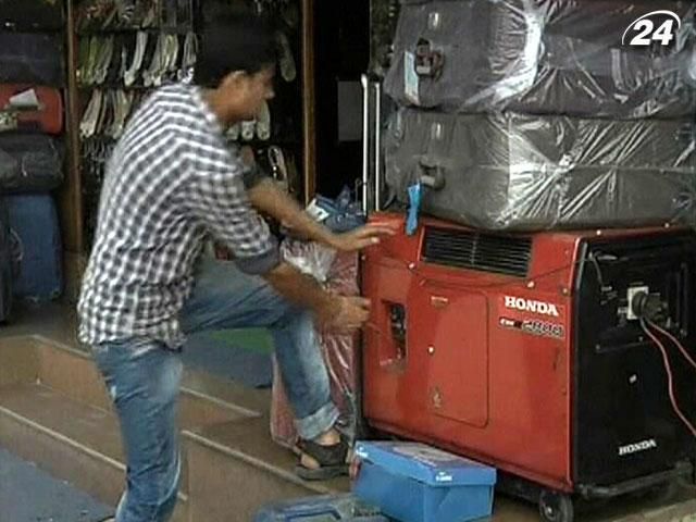 Енергетичним службам Індії вдалося відновити енергопостачання Енергетичним службам Індії вдалося відновити енергопостачання