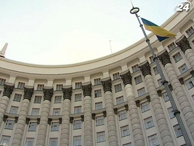 Эксперты: Экономический "руина" не исчезала Эксперты: Экономический "руина" не исчезала