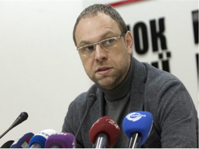 Власенко: Тимошенко не видела окончательный список оппозиции Власенко: Тимошенко не видела окончательный список оппозиции