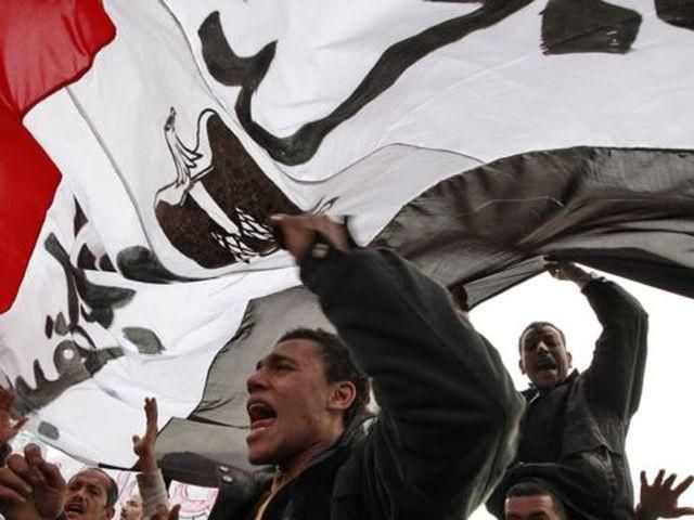 В Єгипті – масові сутички на релігійному ґрунті В Єгипті – масові сутички на релігійному ґрунті