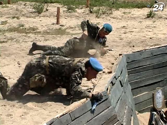 У Дніпропетровську відродили методику тренування десантників часів радянської армії У Дніпропетровську відродили методику тренування десантників часів радянської армії