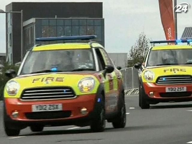 У Лондоні на час Олімпіади вогнеборці пересіли на Mini Coopers У Лондоні на час Олімпіади вогнеборці пересіли на Mini Coopers