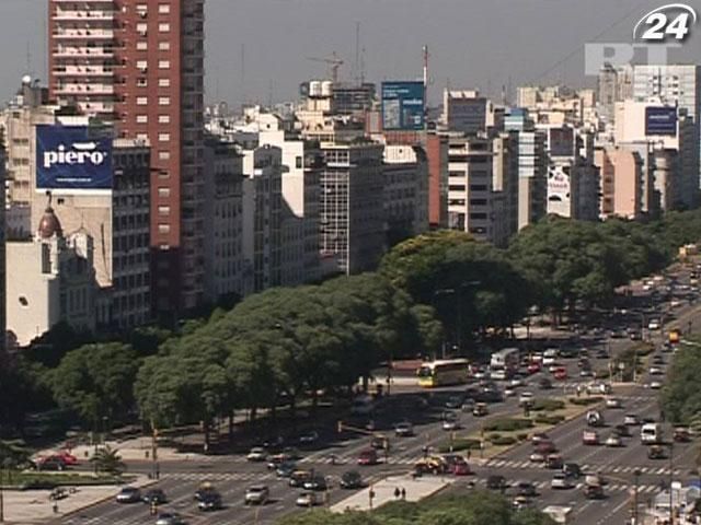 Аргентина полностью погасит 10-летний госдолг