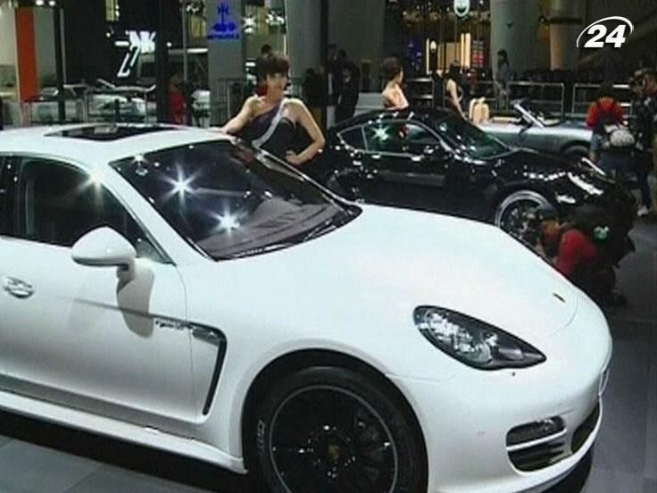 Volkswagen завершив операцію з придбання Porsche Volkswagen завершив операцію з придбання Porsche