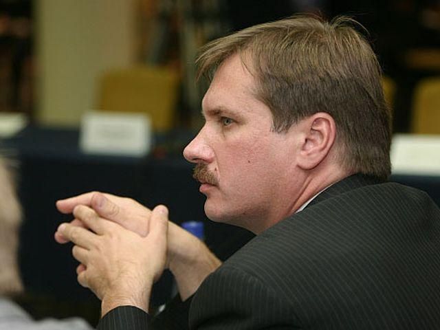 Чорновіл: Янукович збільшує охорону, бо боїться своїх Чорновіл: Янукович збільшує охорону, бо боїться своїх