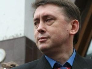 МИД: В Италии Мельниченко обеспечили адвокатом