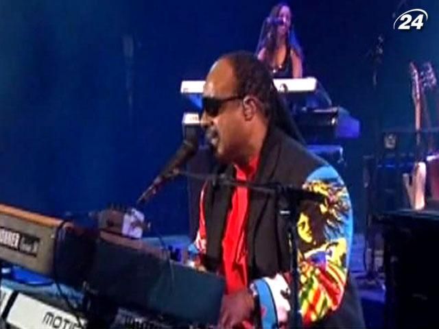 Стіві Вандер розлучається зі своєю другою дружиною Стіві Вандер розлучається зі своєю другою дружиною