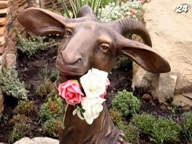 В Україні встановили перший пам'ятник козі В Україні встановили перший пам'ятник козі