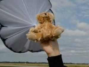 О "Плюшевом десанте" в Беларуси сняли фильм (Видео) О "Плюшевом десанте" в Беларуси сняли фильм (Видео)