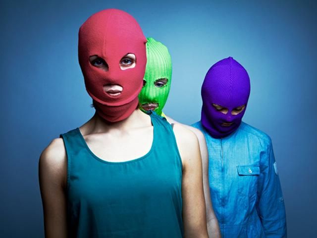 Финляндия охраняет свои храмы от акций панк-феминисток Финляндия охраняет свои храмы от акций панк-феминисток