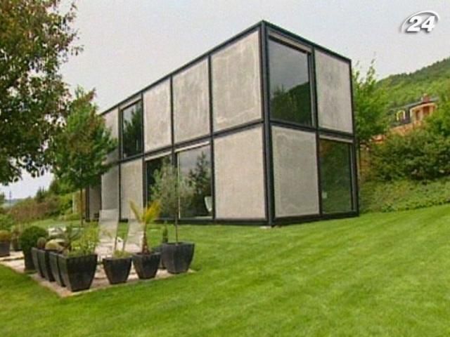 Дом-куб в Праге построили за полмиллиона евро