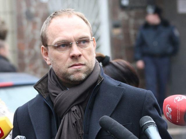 Власенко: за "тупую ложь" про Тимошенко Бродский получил миллион долларов Власенко: за "тупую ложь" про Тимошенко Бродский получил миллион долларов