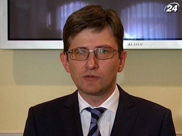 Cьогодні ЦВК вирішить чи реєструвати Тимошенко та Луценка Cьогодні ЦВК вирішить чи реєструвати Тимошенко та Луценка