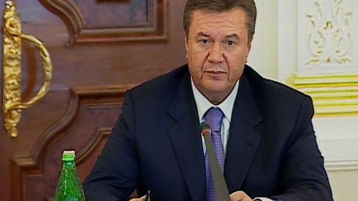 Сьогодні на зустріч з Януковичем прийдуть близько 10 громадських діячів